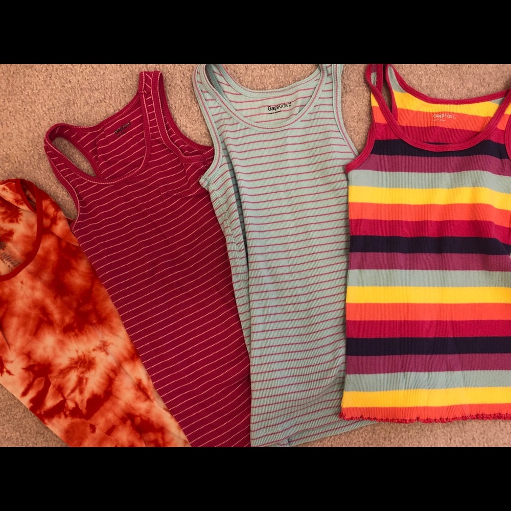 Girls tank tops, set of 4.